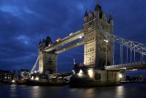 tower bridge londres